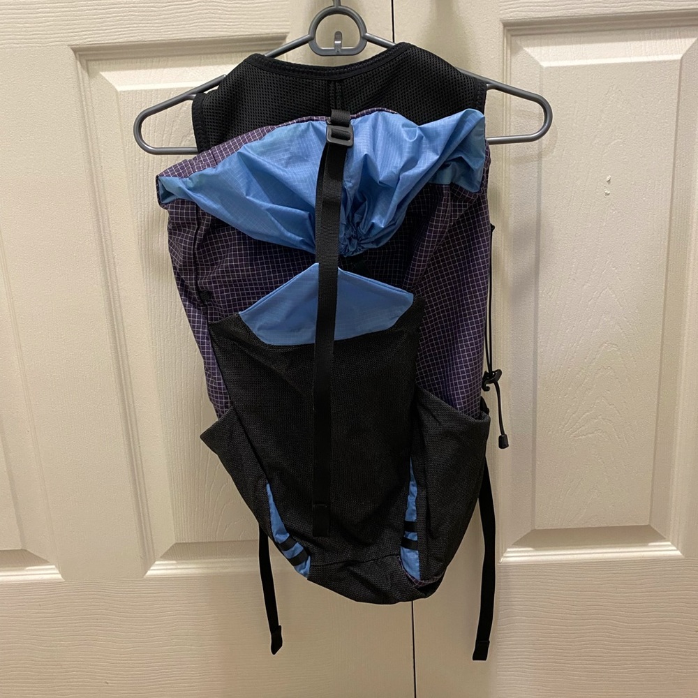 Pa’lante 24L Joey Vest Backpack